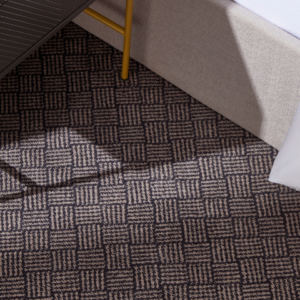 Hugh Mackay Metropol