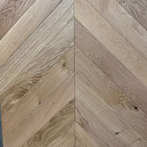 Xylo Soho Chevron Natural Oak